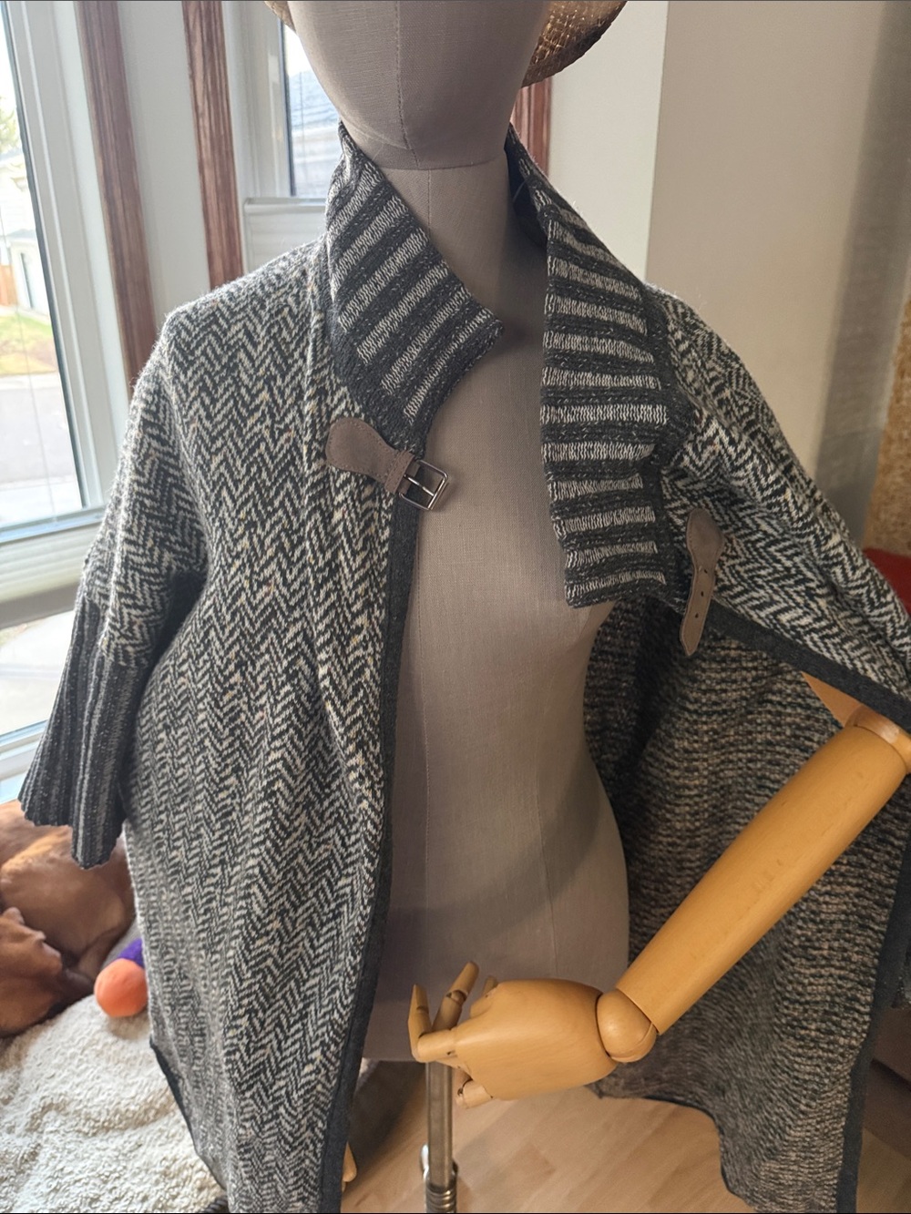 Wool Blend Herringbone Cape with Buckle Collar - Grey & Cream